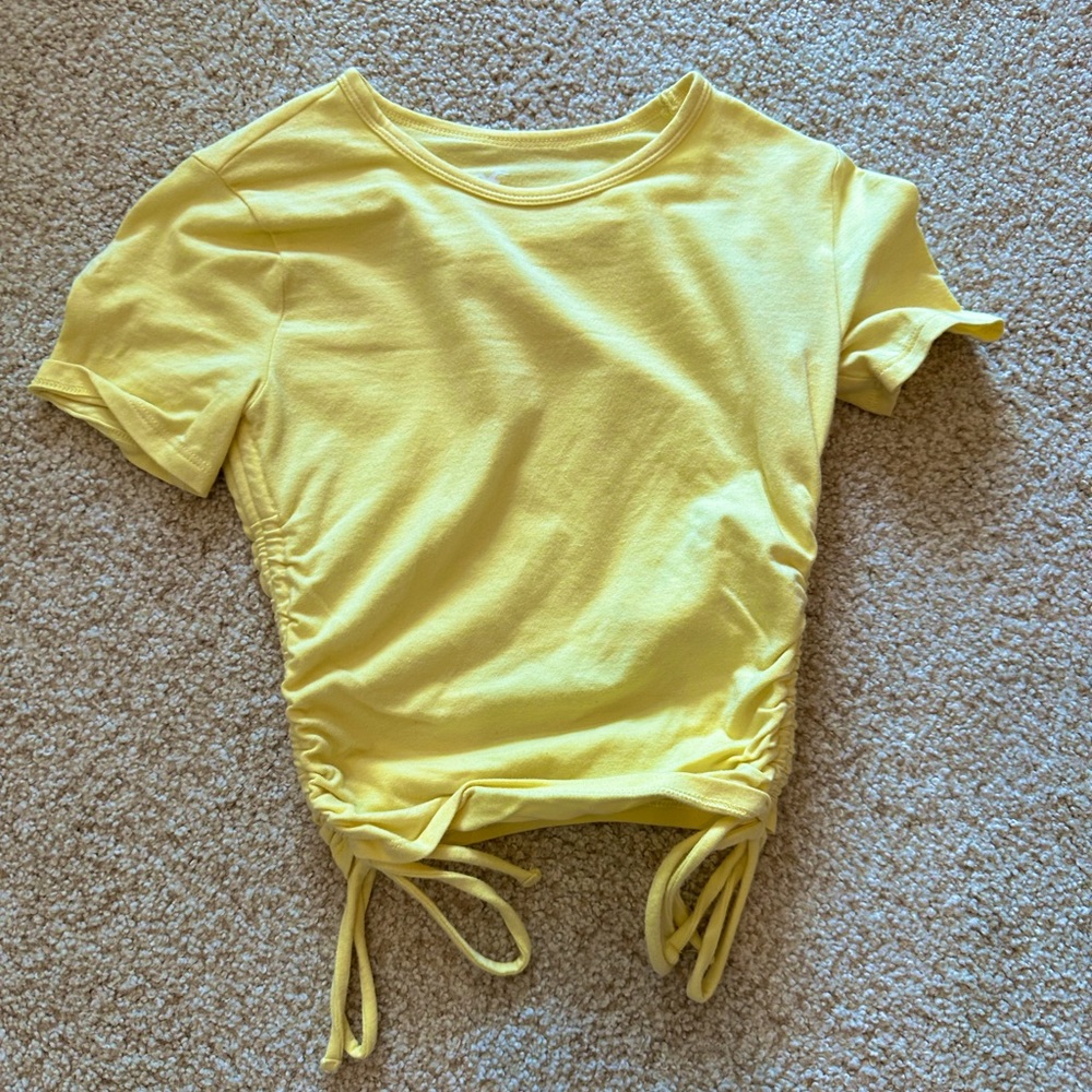 yellow, cropped t-shirt, Hollister, XS, cinched sides